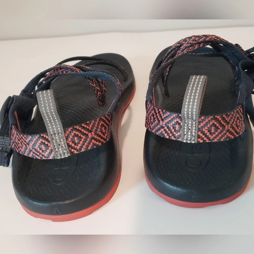 Chaco ZX1 Ecotread Padded Eclipse Sandals Girls Size 6 Kids JR Orange Black
